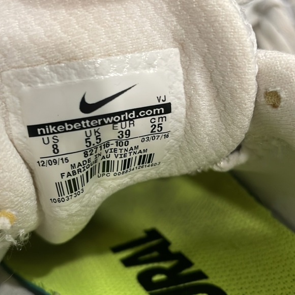 Nike free distance running shoes hyper jade/white size 8 - Picture 8 of 9